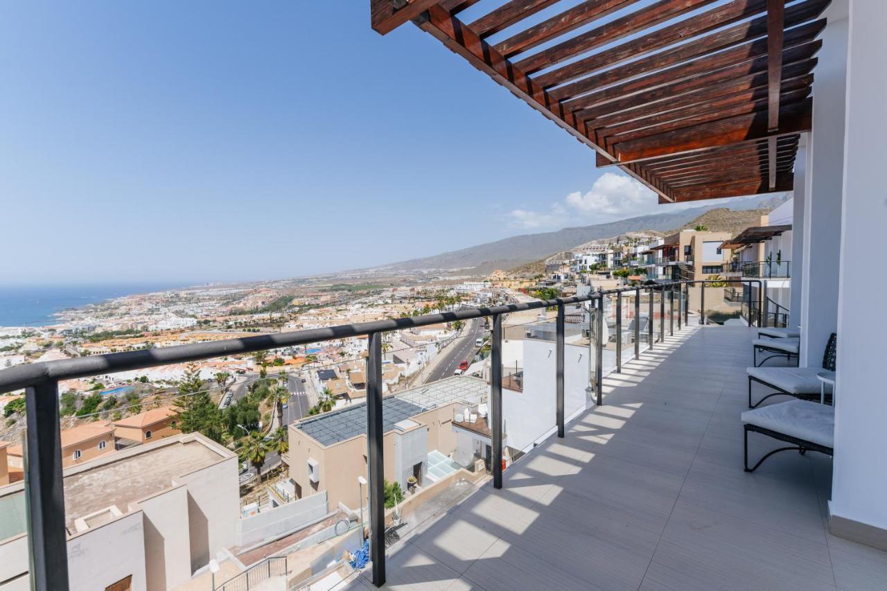 Sunset White Villa - Ocean View, Jakuzzi, Heated Pool, Air-Conditioning, Grill Playa de las Americas  Bagian luar foto