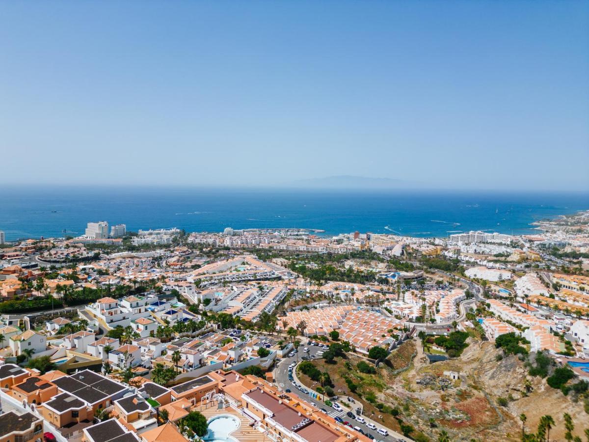 Sunset White Villa - Ocean View, Jakuzzi, Heated Pool, Air-Conditioning, Grill Playa de las Americas  Bagian luar foto