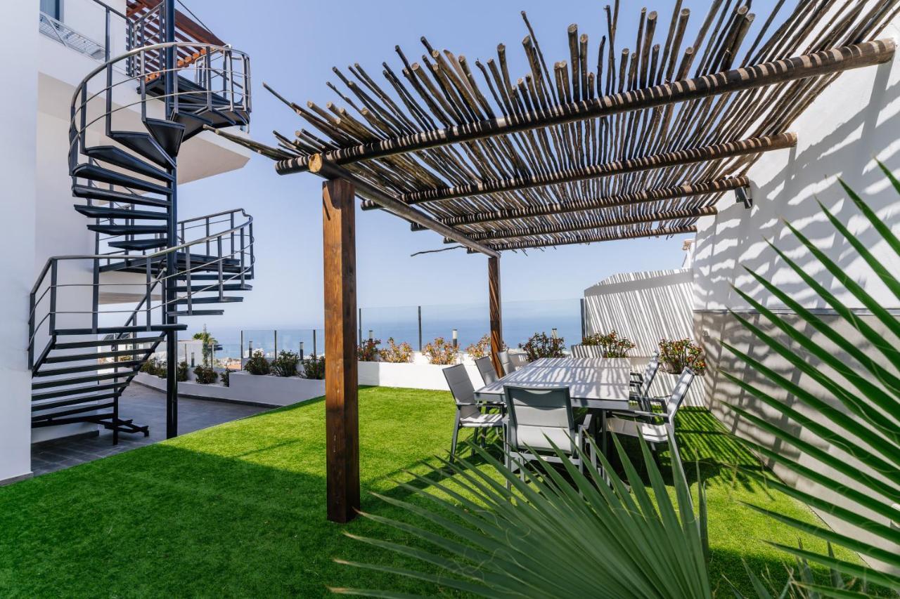 Sunset White Villa - Ocean View, Jakuzzi, Heated Pool, Air-Conditioning, Grill Playa de las Americas  Bagian luar foto