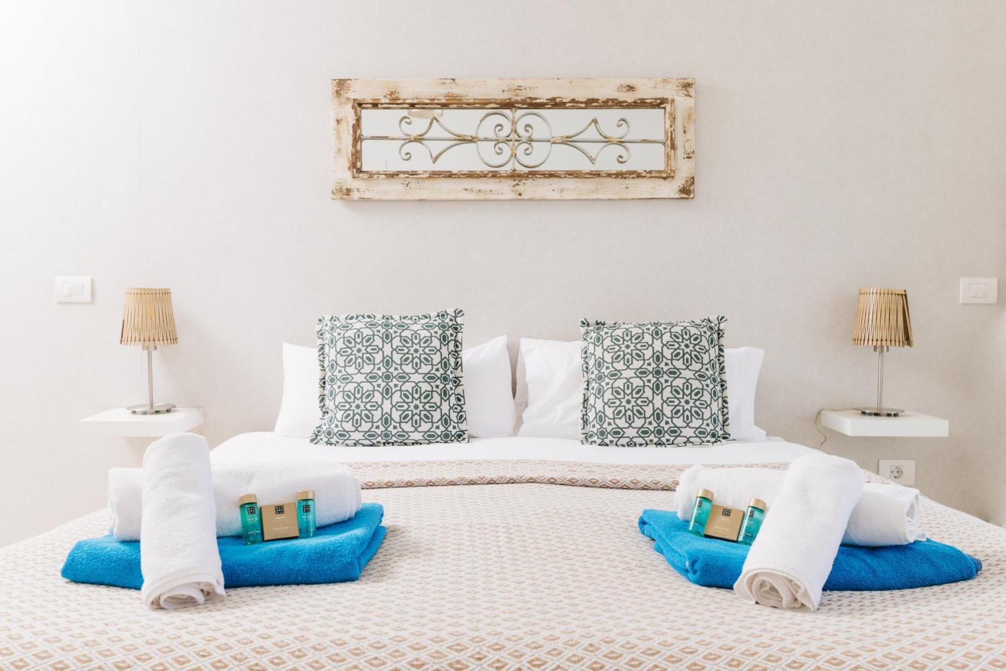 Sunset White Villa - Ocean View, Jakuzzi, Heated Pool, Air-Conditioning, Grill Playa de las Americas  Bagian luar foto